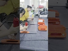 Eficiencia del cargador solar plegable Hasta 23.5% Tamaño de despliegue personalizado 1670 * 500 * 5MM